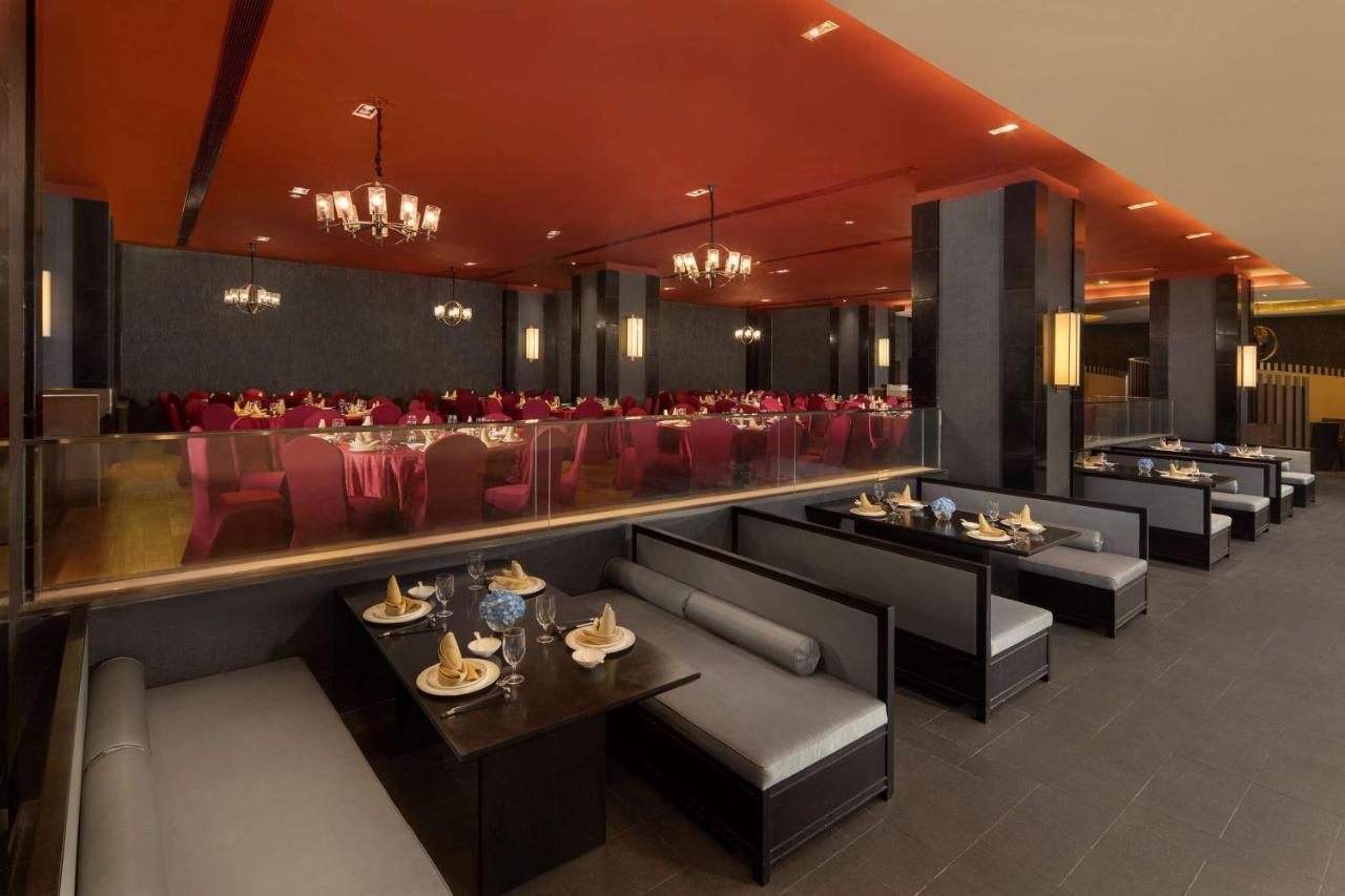 Radisson Blu Hotel Wuhan Etd Zone Exteriör bild