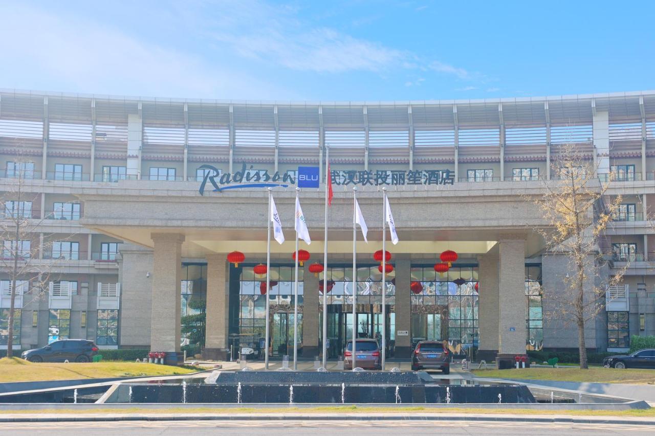 Radisson Blu Hotel Wuhan Etd Zone Exteriör bild