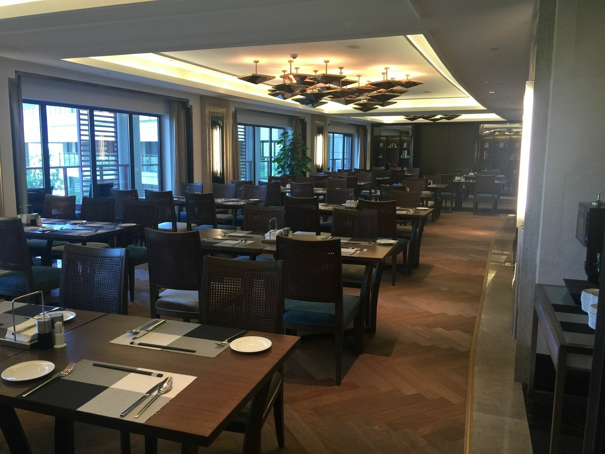 Radisson Blu Hotel Wuhan Etd Zone Exteriör bild
